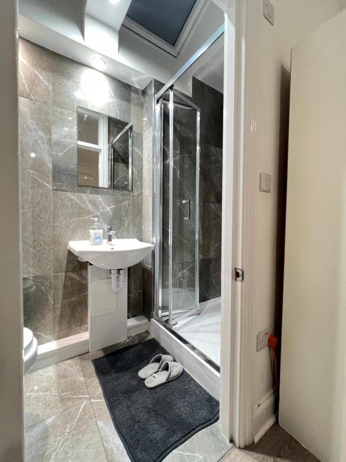 Stayeasy En-Suite London Exterior photo