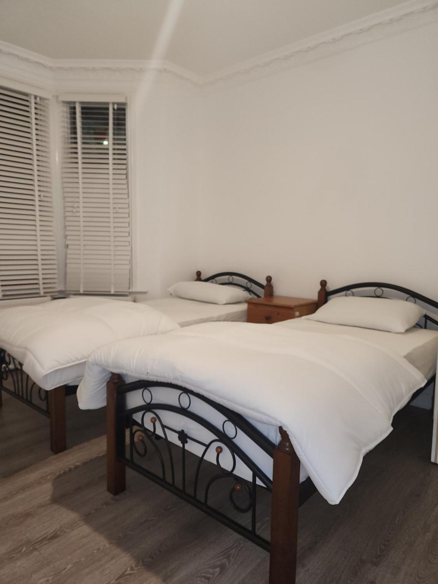 Stayeasy En-Suite London Room photo